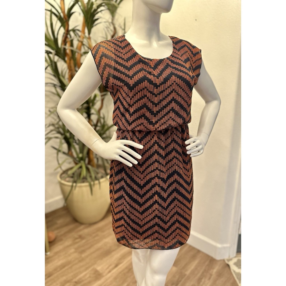 Enfocus Studio Sheath Dress Women Size 6/8 Career Office Chevron Elastic Waist